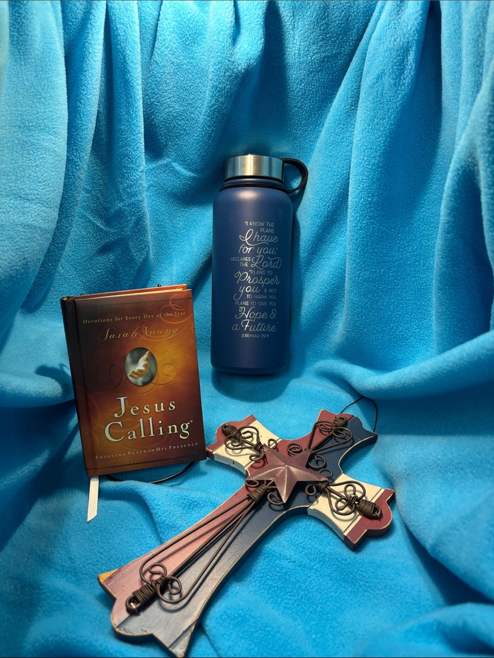 Matte Blue Insulated Stainless Steel Water Bottle with Script Accent